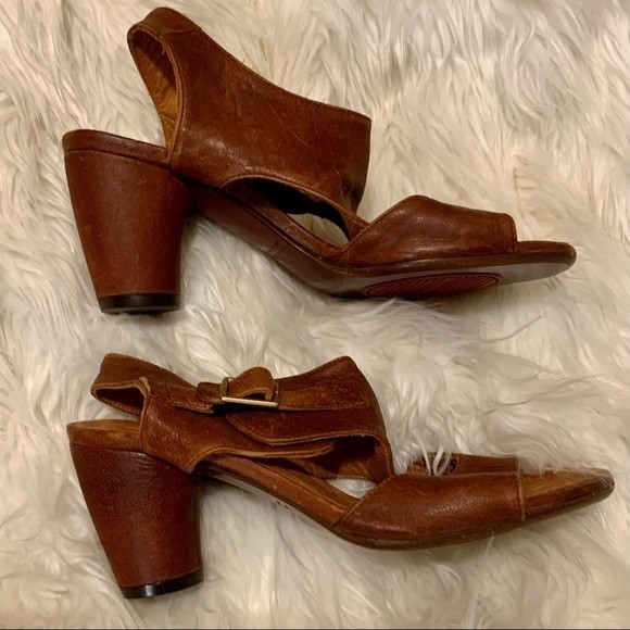 Chie Mihara Leather Block Heel Sandals, Size 36 - Picture 9 of 10